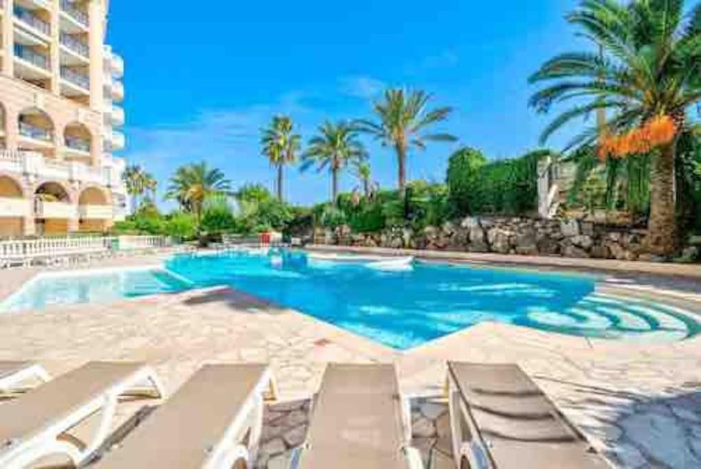 Bord De Mer, Terrasse, Tout A Pieds Канны Экстерьер фото